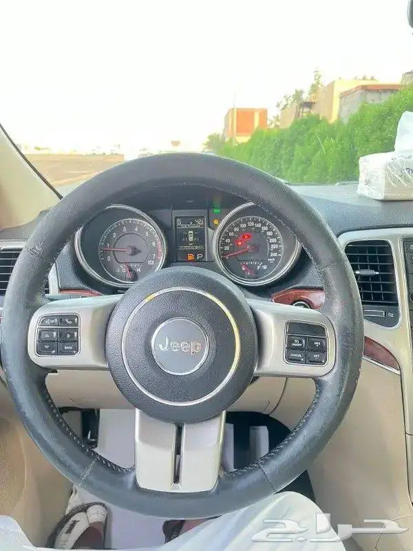 سيارة جراند جيب شيروكي 2013 Jeep Grand Cherokee 5