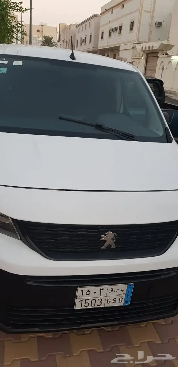 بيجو ( بارنتر ) 2022 5