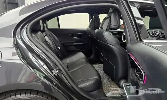 مرسيدس بنز C300 موديل 2023 استيراد كوريا 11