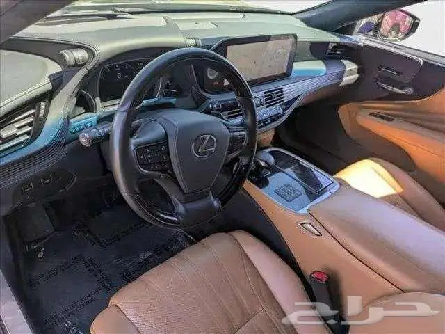 للبيع لكزس LS500 موديل 2023 Lexus LS 500 10