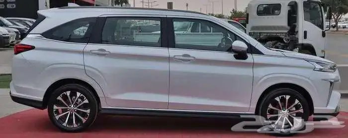 تويوتا فيلوز 2025 GLX 7