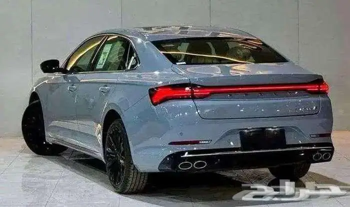 جيلي بريفيس استاندر 2025 4