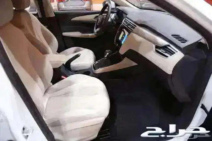 ام جي 5 استاندر موديل 2025 كاش وتقسيط 2