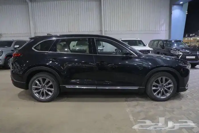 مازدا CX9 فل كامل فتحة سقف جلد اربعة سلندر موديل 2023 4