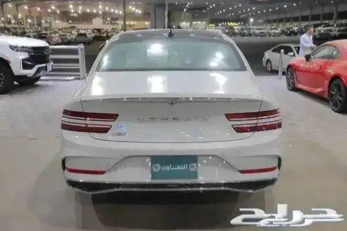 جينيسس G80 فل كامل بانوراما جلد بريستيج موديل 2025 5