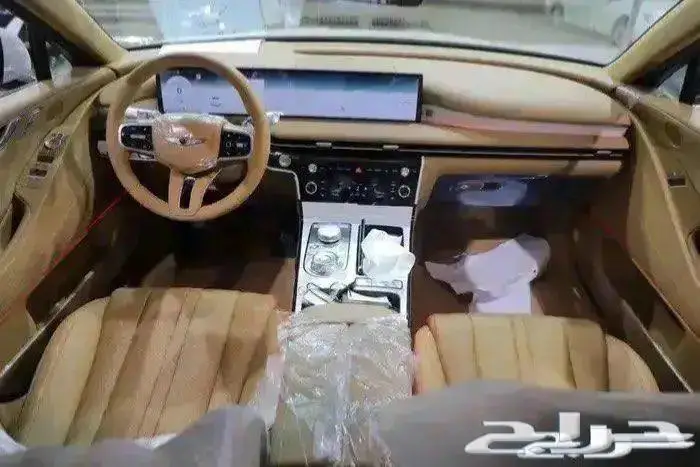 جينيسس G80 فل كامل بانوراما جلد بريستيج موديل 2025 16