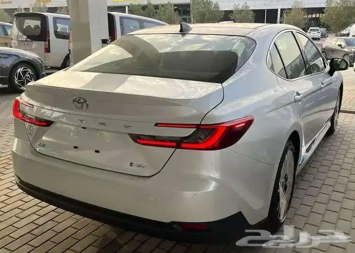 تويوتا كامري le هايبرد 2025 قسط شهري 1749 1