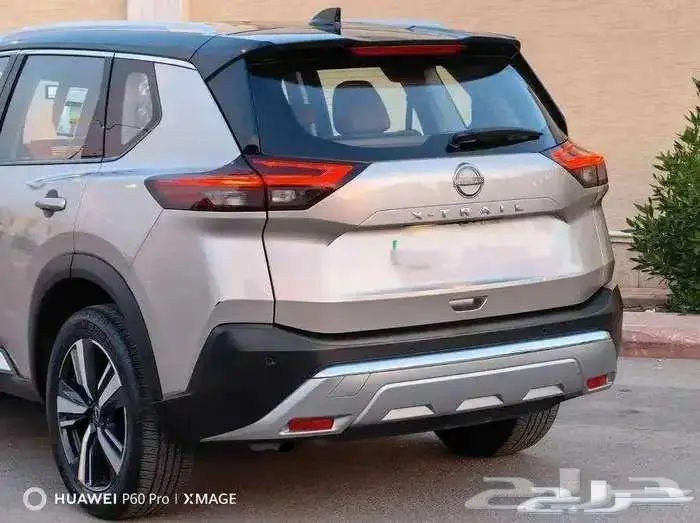 اكس تريل فل ذهبي 2023 1