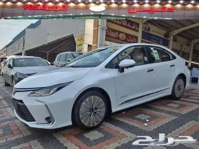 تويوتا كورولا 2025 محرك 2.0 EXECUTIVE عبداللطيف جميل 0