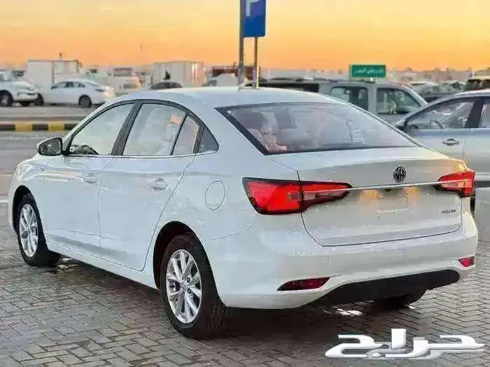 ام جي 5 استاندر موديل 2025 كاش وتقسيط 1