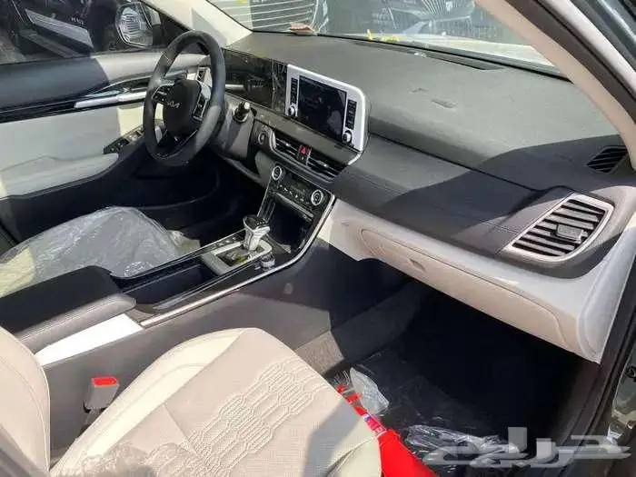 كيا سيلتوس موديل2025 GLS MID 4