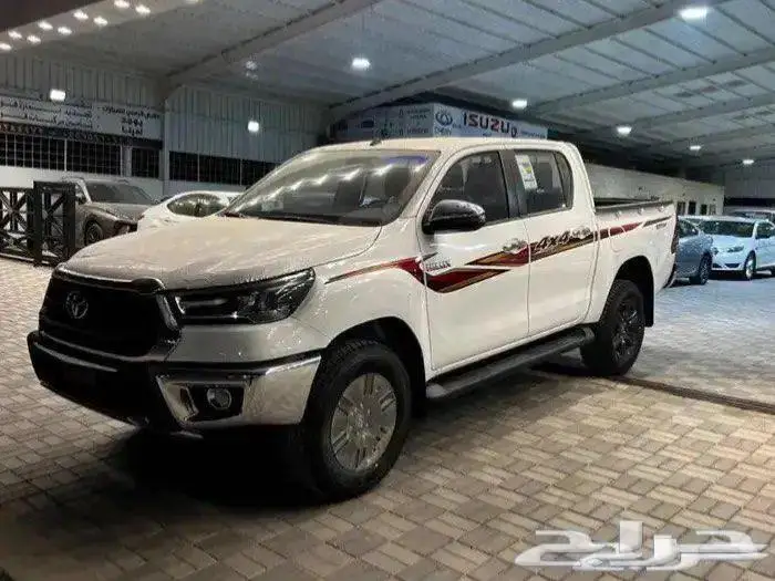 هايلكس بنزين دبل توماتيك فل كامل بصمه بريمي 2025 2