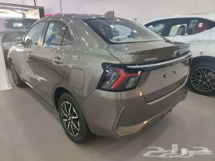سوزوكي ديزاير GLX الشكل الجديد موديل 2025 1