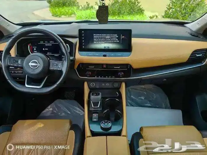 اكس تريل فل ذهبي 2023 21