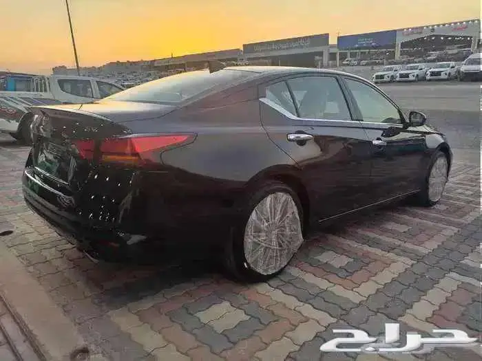 نيسان التيما 2024 نصف فل S.V سعودي 7
