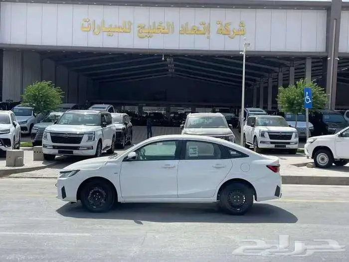 تويوتا يارس واي موديل 2026 مكينه 1.5 بريمي 3