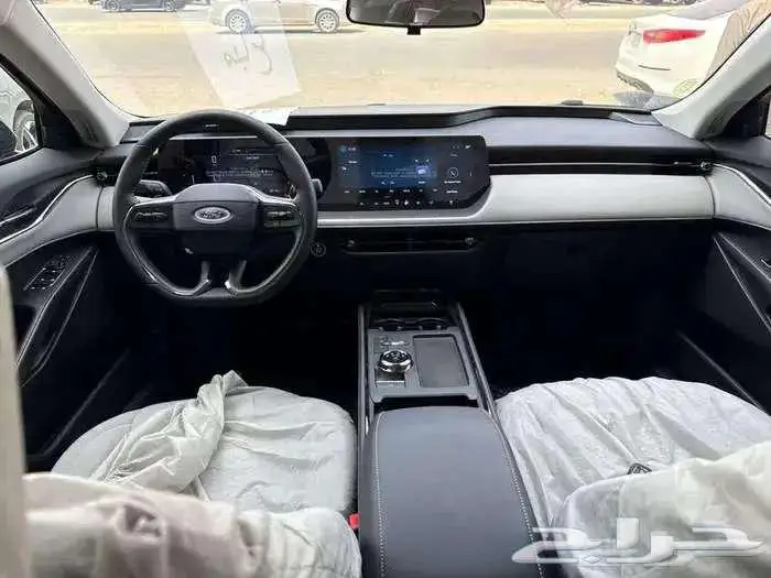 فورد تورس امبيانتي 2.0 2025 كاش او تقسيط 10