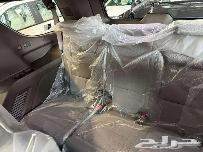 جي ام سي يوكن اليفيشن 2025 4X2 11