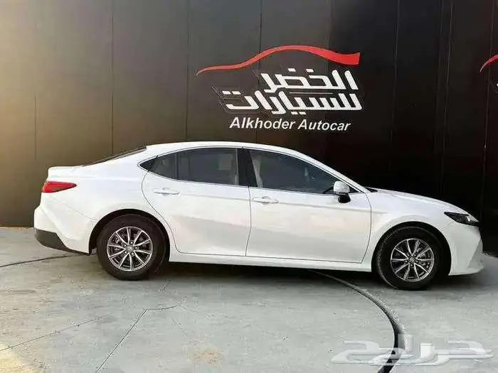 تويوتا كامري 2025 استاندر 0