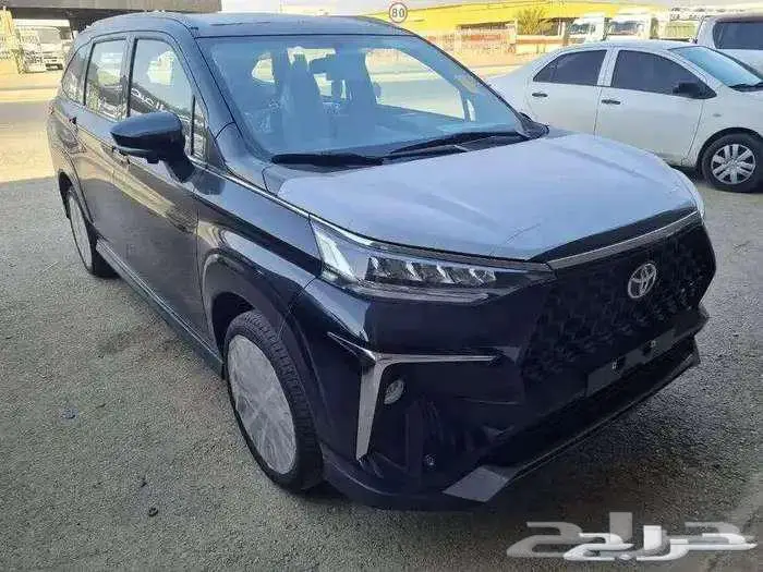 تويوتا فيلوز موديل 2025 glx 0