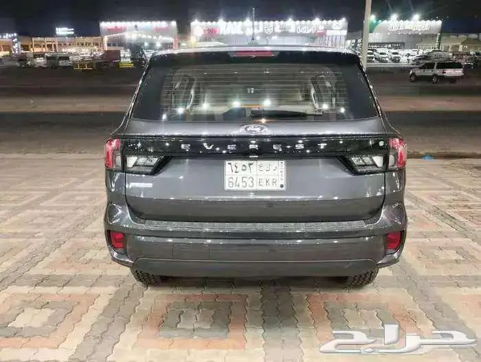 فورد ايفرست XLS ديزل 2024 ممشى 5000 كم فقط 5