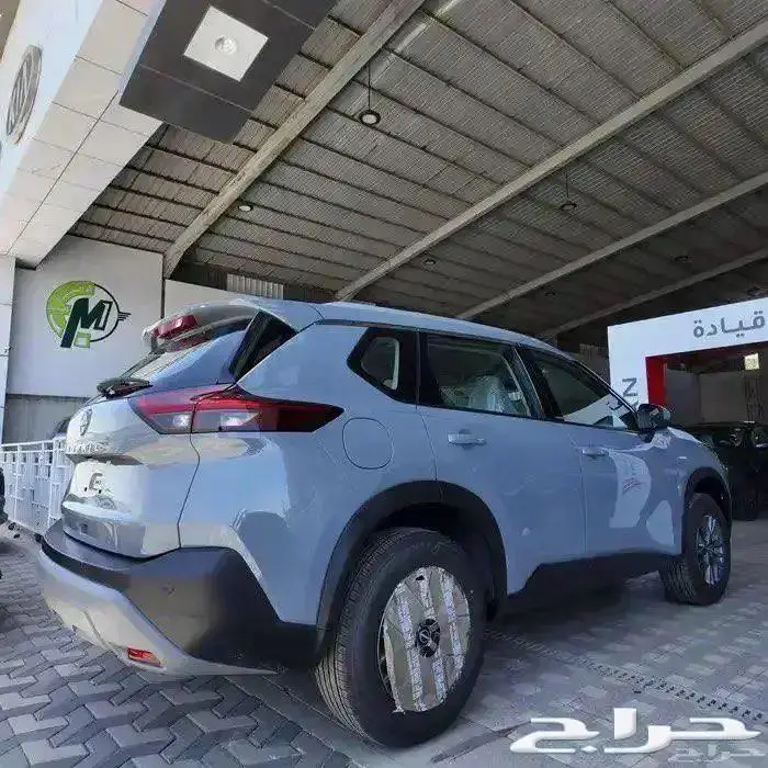 نيسان اكس تريل كاش وتمويل بافضل الاسعار 5