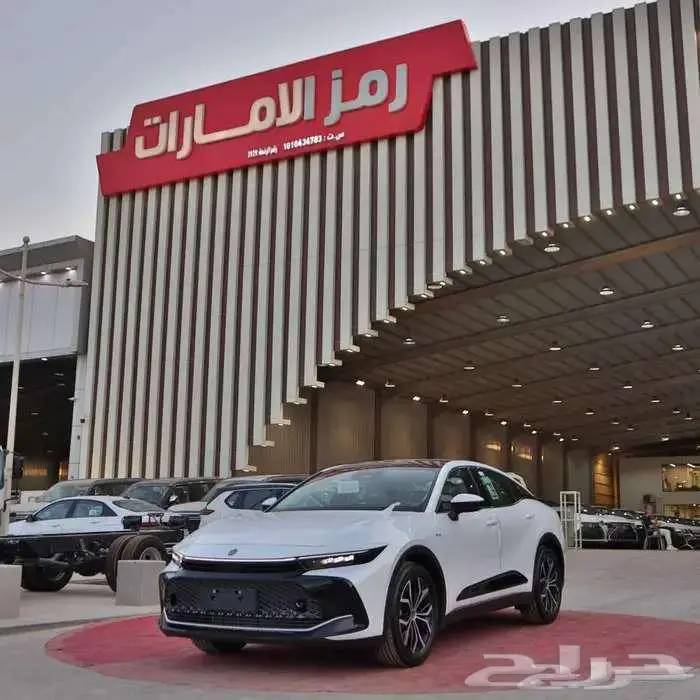 تويوتا كراون بريميوم 2026 4