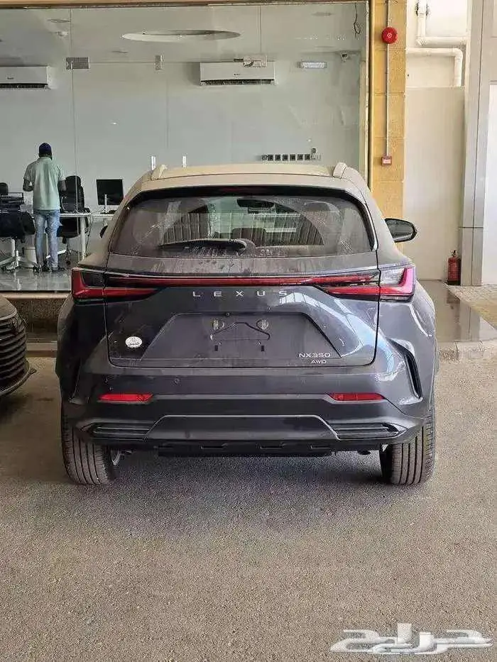 لكزسnx350خليجي رمادي 2025 بنزين استاندر aa 3
