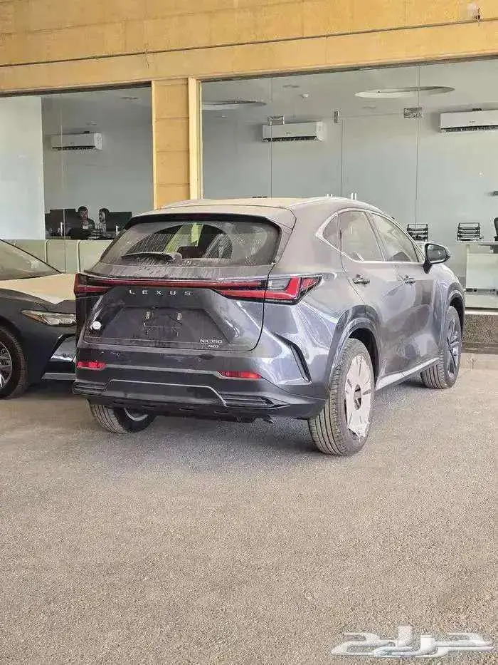 لكزسnx350خليجي رمادي 2025 بنزين استاندر aa 1