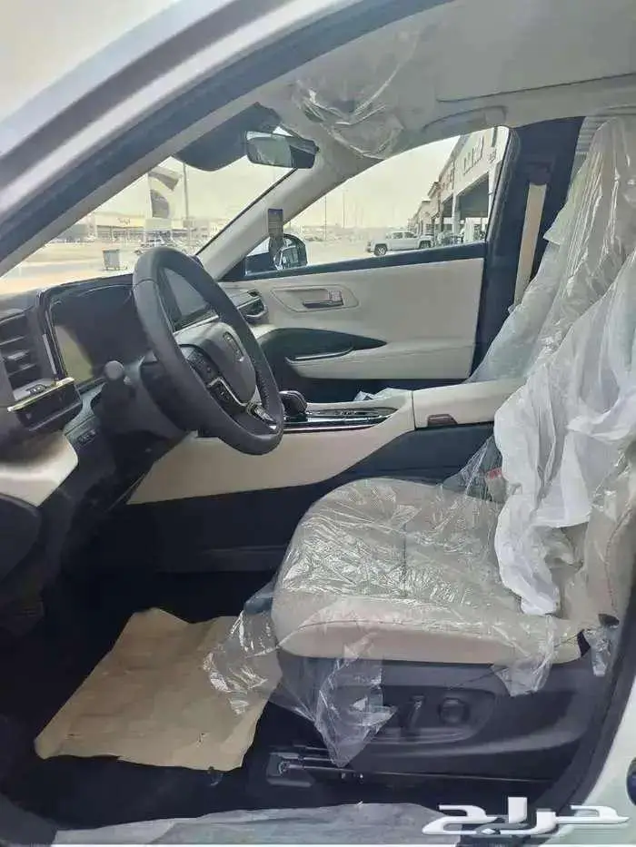 تويوتا كراون برستيج 2026 عبداللطيف جميل 10
