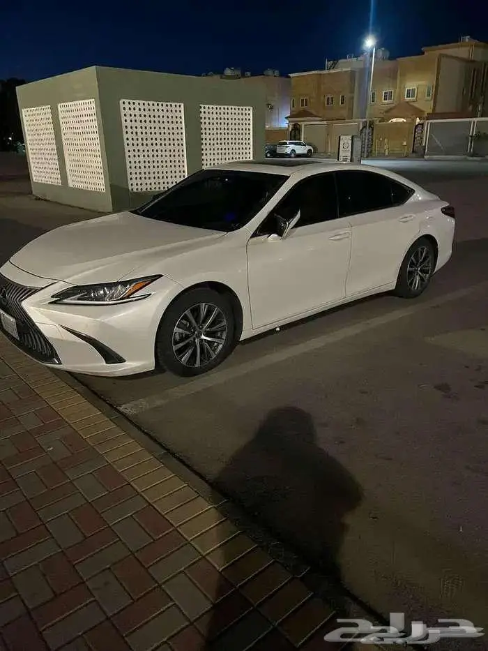 للبيع لكزس 250 AA موديل 2020 نظيفة جدا 0