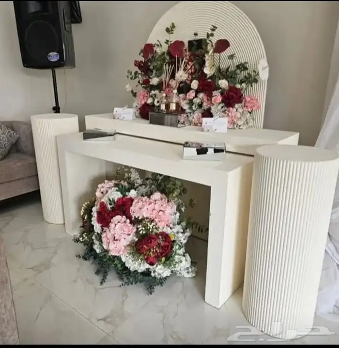 تاجيل لوازم حفلات كراسي وطاولات جلسات شعبيه 1