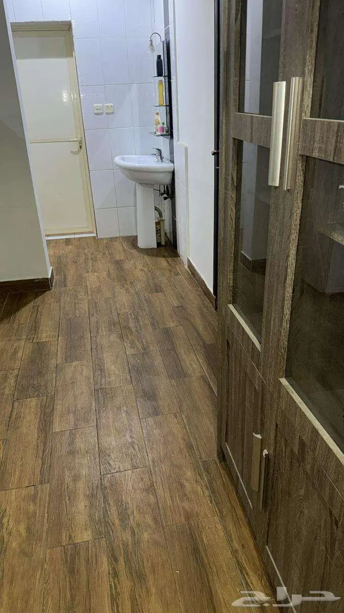 اثاث شبه جديدة للبيع 1