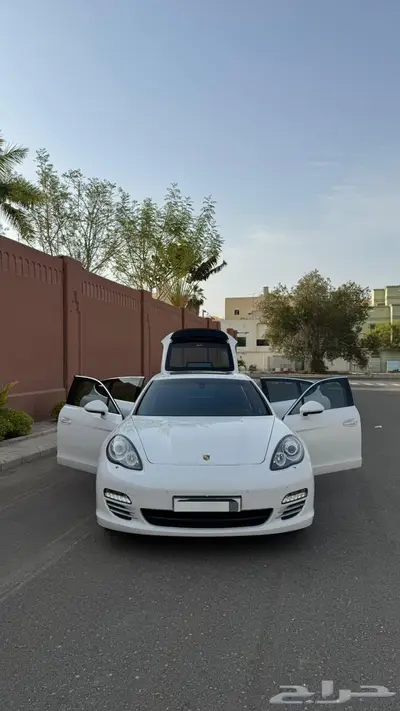 بورش باناميرا index