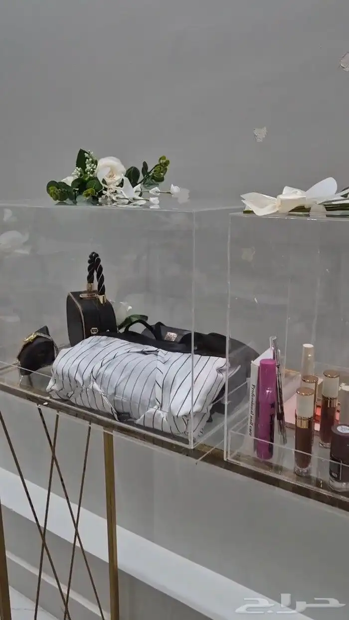 صناديق اكلريك طول 60  40 يتكون من 5 صناديق 1