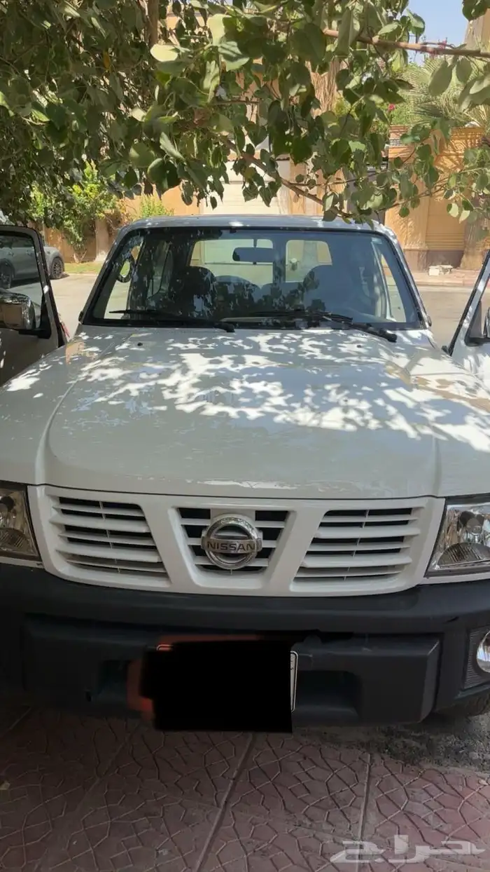 نيسان 1
