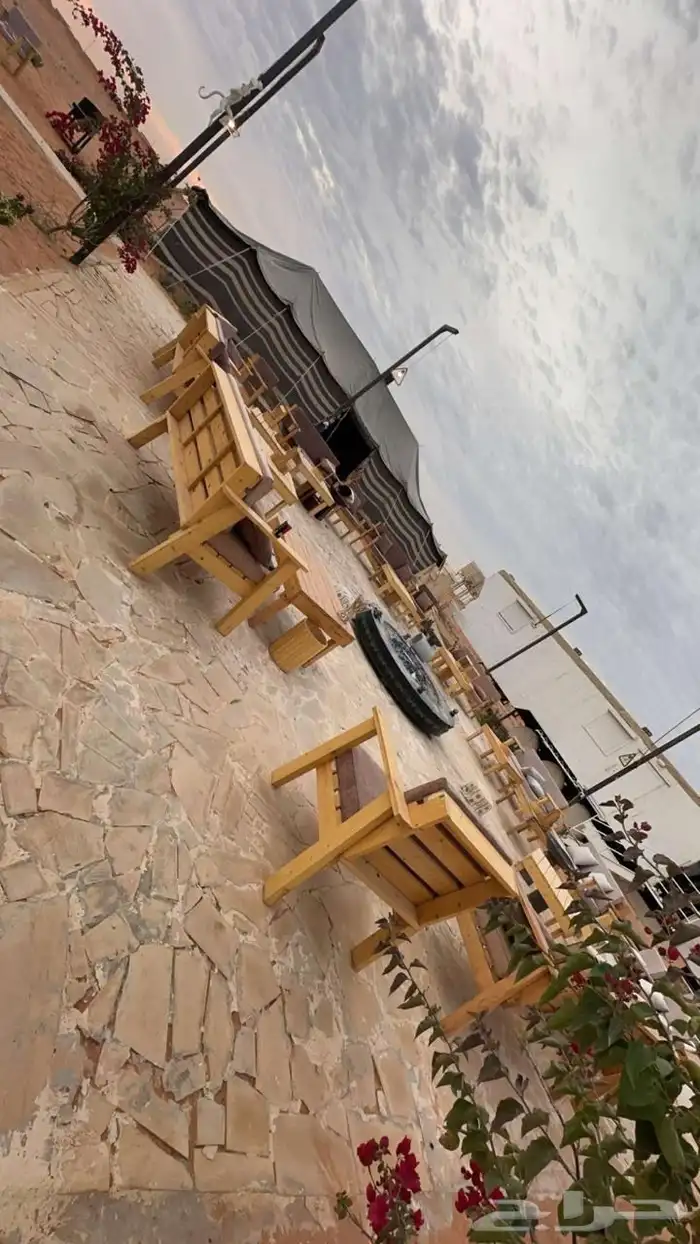 مخيم متكامل كرفان مساحتها 60 الف مسورة ماكينة 1