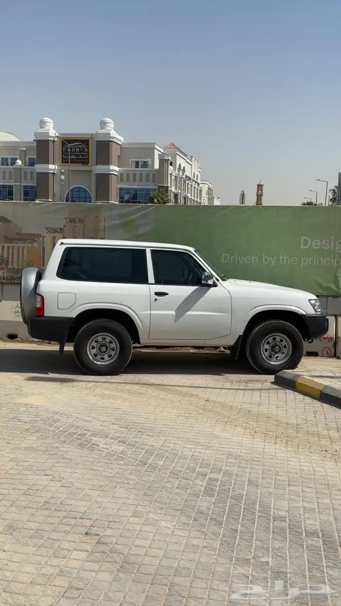 نيسان 7