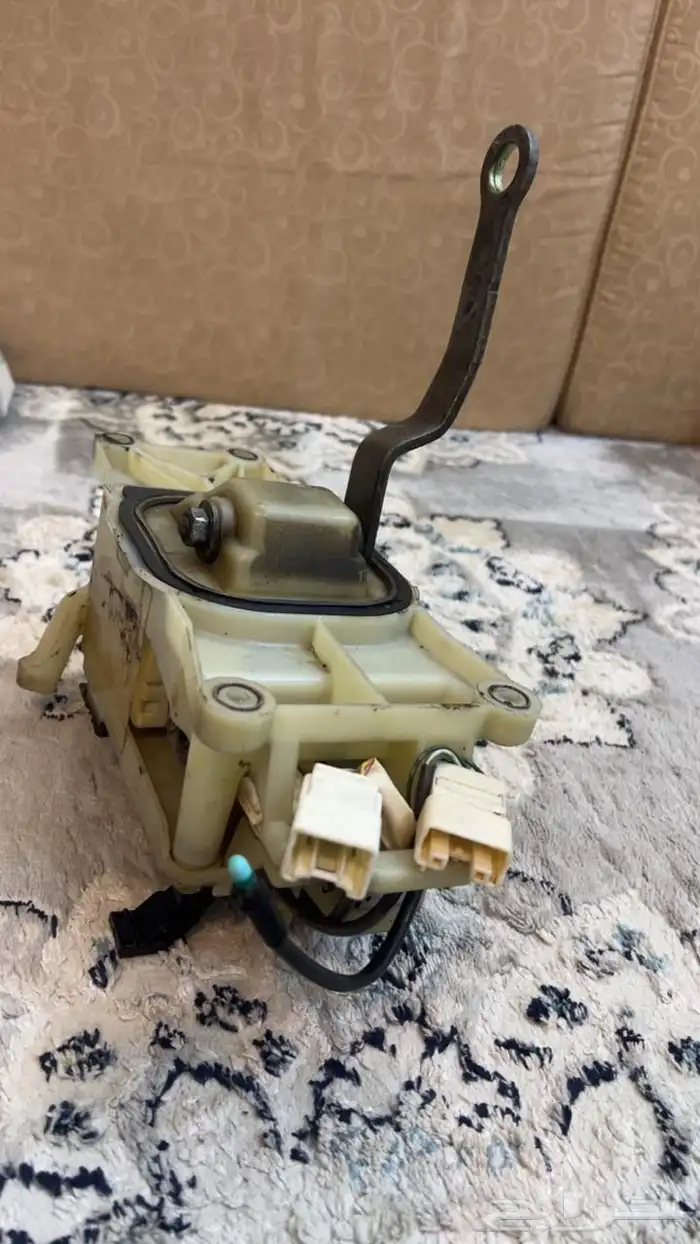 قطع لكزس مستعمل 12