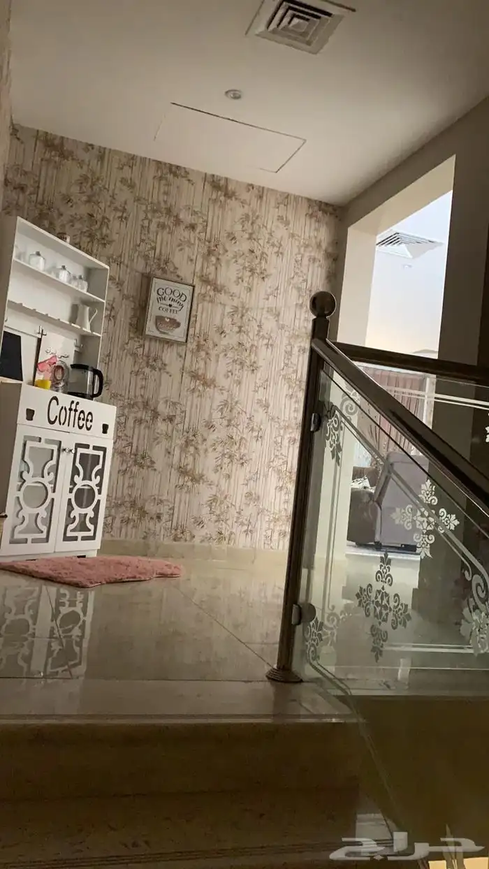 للبيع شقه الخبر حي الشبيلي الحمراء للبيع شقه دبلوكسيه 9