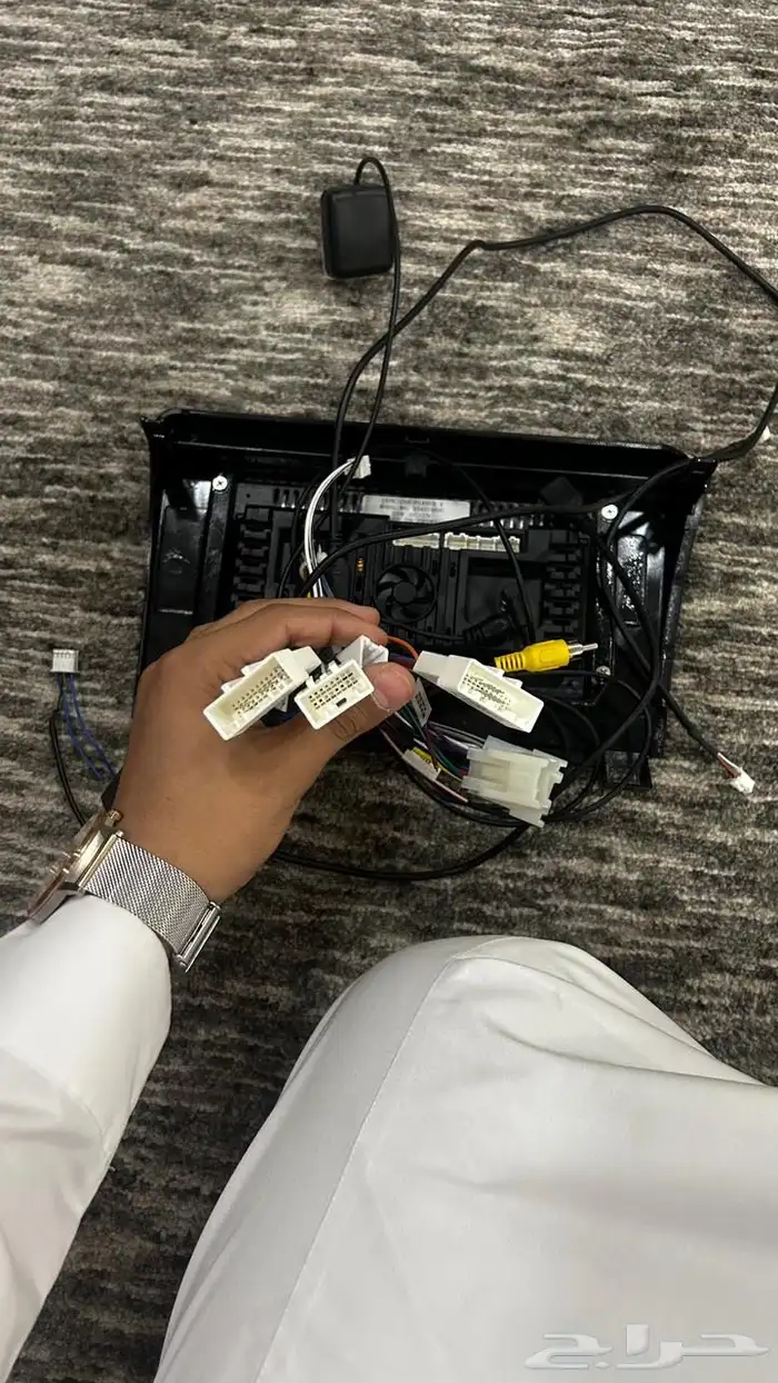 شاشه سكويا نظيفه مستخدمه 3