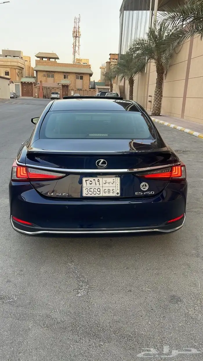 لكزس 2