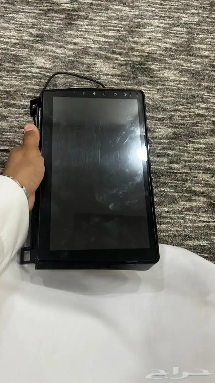 شاشه سكويا نظيفه مستخدمه 2
