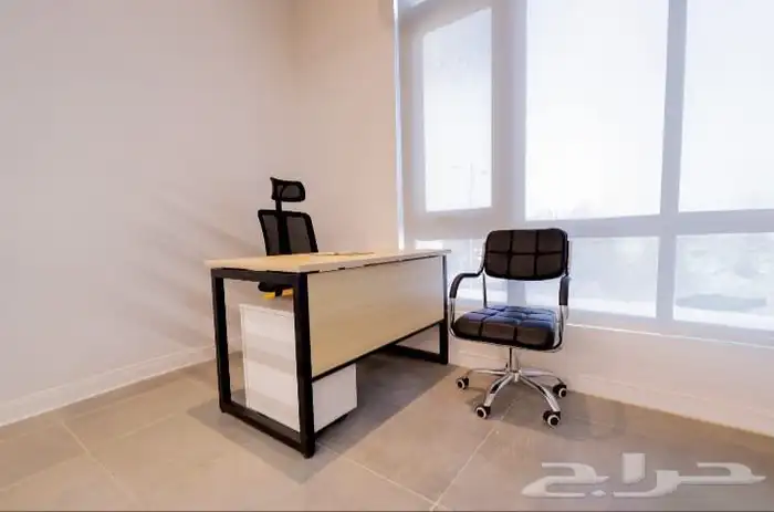 Offices for rent- مكاتب للايجار فاخره 1