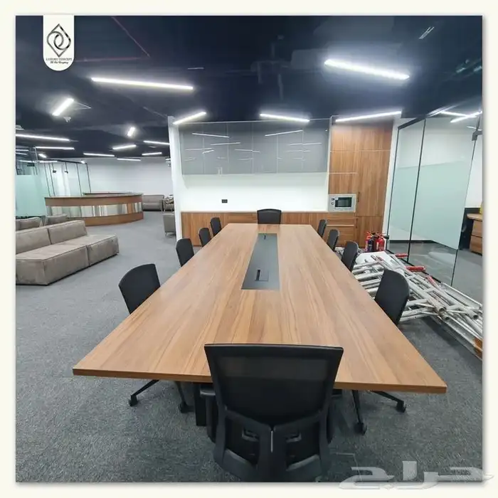 تصميم وتنفيذ أثاث مكتبي حسب الطلب   جودة عالية وأسعار منافسة 10