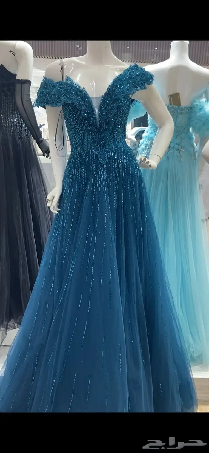 فستان مقاس Lلبسه مره واحده 4ساعات 0