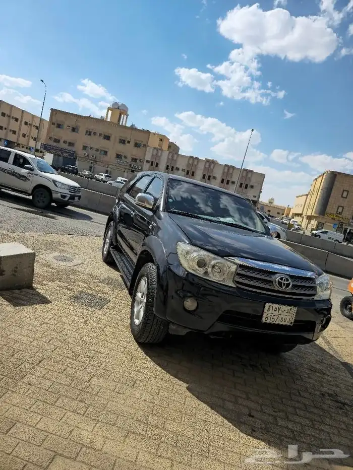 فورتشنر 2011 دبل 4 سلندر 7