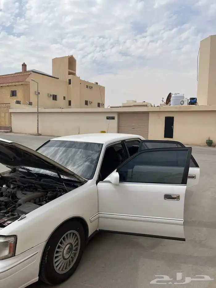 تويوتا سوبر كراون 1998 نظيفة 4