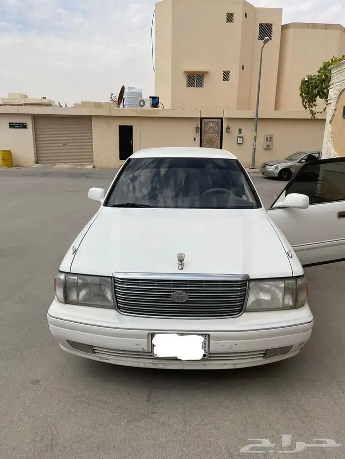 تويوتا سوبر كراون 1998 نظيفة 1