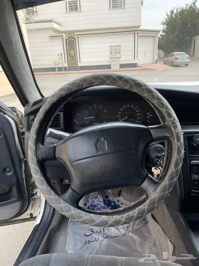 تويوتا سوبر كراون 1998 نظيفة 12